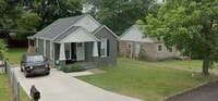 Building Photo - 3 Bedroom Home For Rent Near Madison Street!