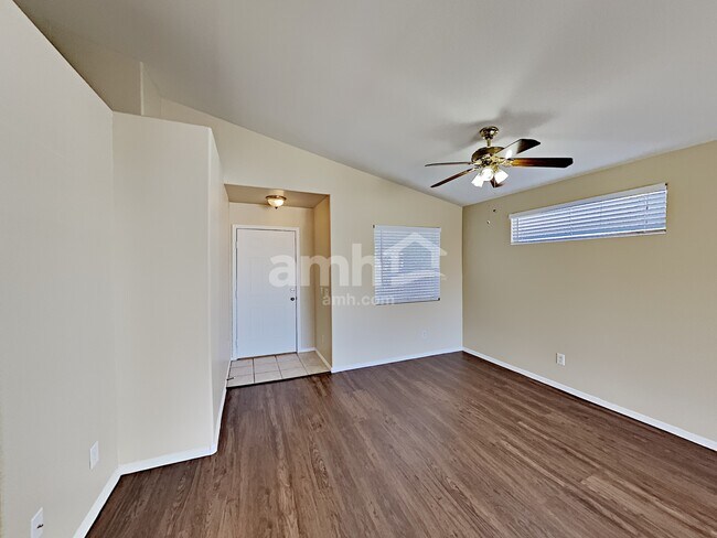 Building Photo - 16185 W Washington St