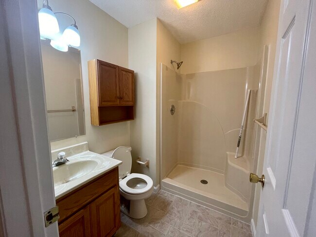 Building Photo - 7224 Howard Bennett Way