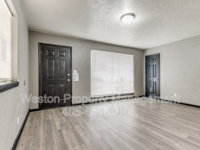 Building Photo - 1608 Magnolia Ave