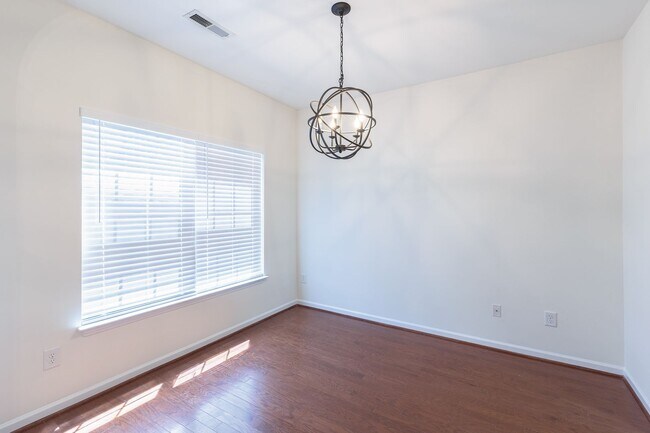 Building Photo - 5907 Landerwood Dr