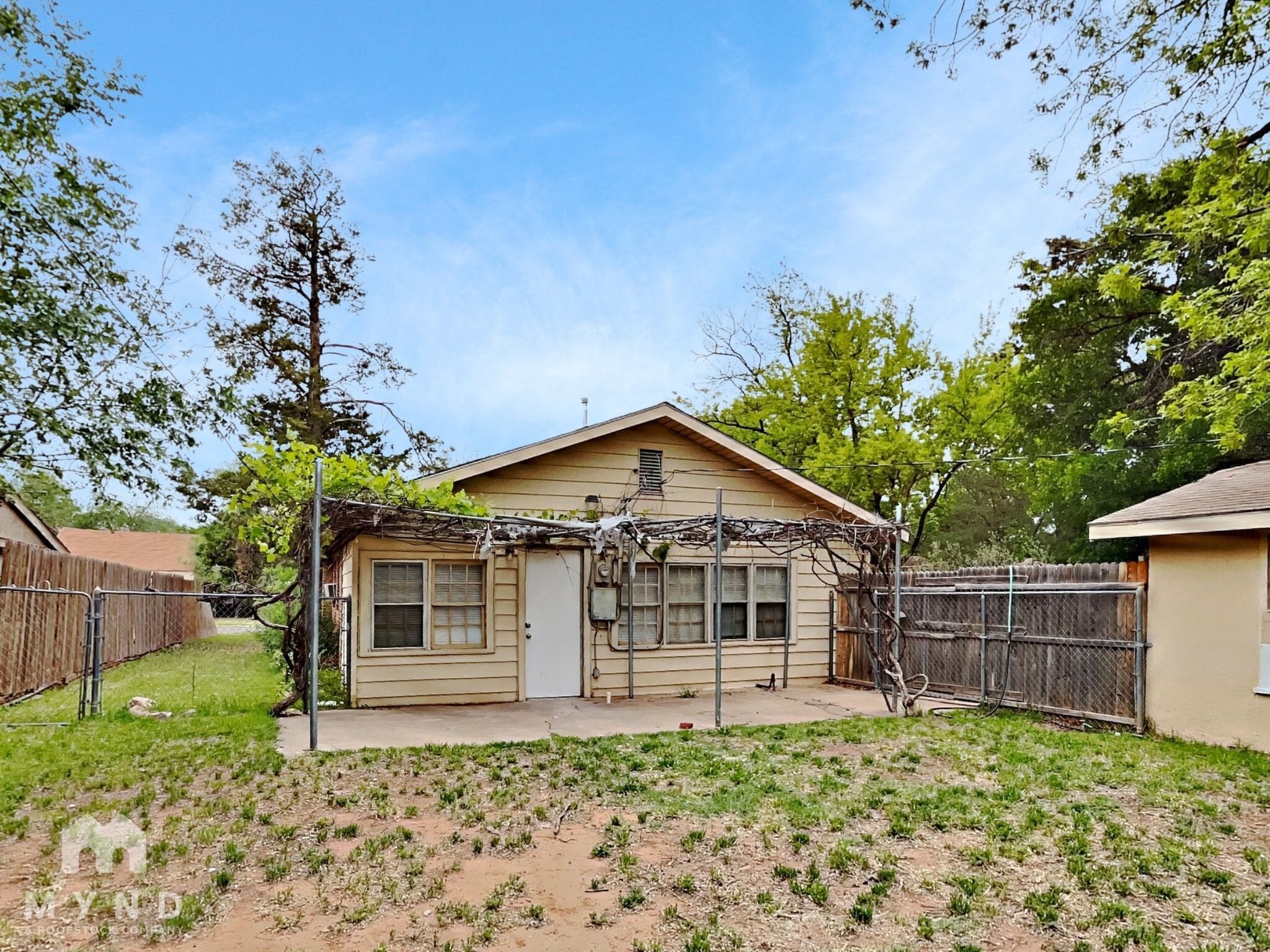 Building Photo - 2105 26th St
