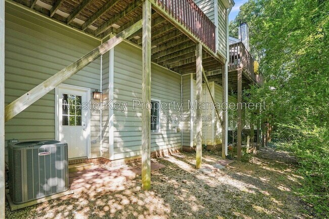 Building Photo - 217 Riverwalk Cir