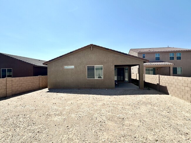 Building Photo - 7679 S Caminito Mambla