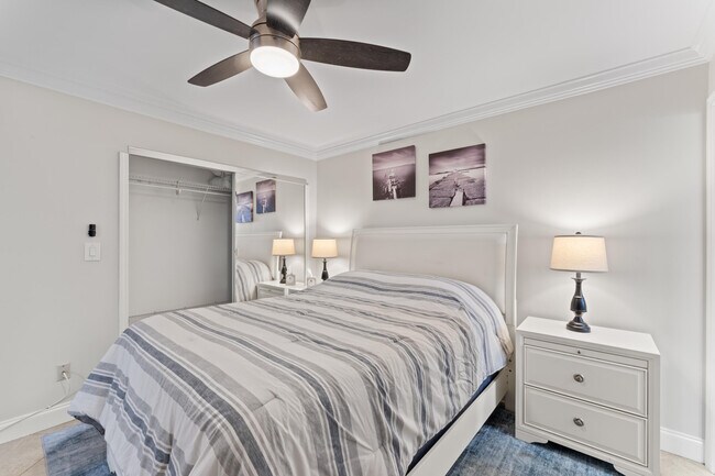 Building Photo - 2871 N Ocean Blvd