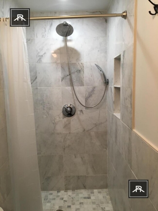 Building Photo - 2 bedroom in Cambridge MA 02139