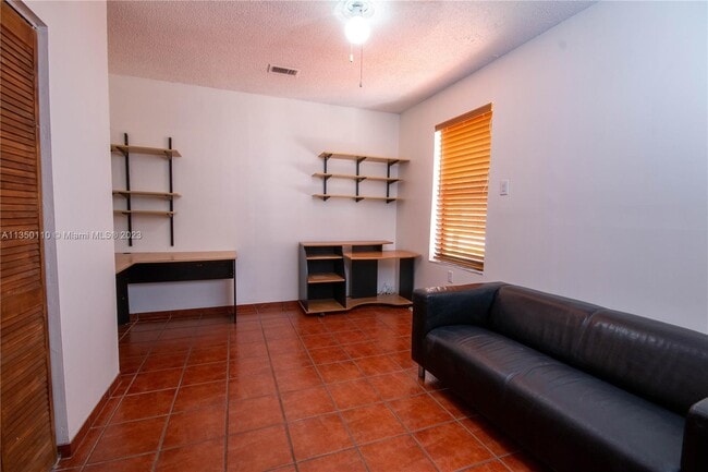 Building Photo - 12800 SW 104th Terrace