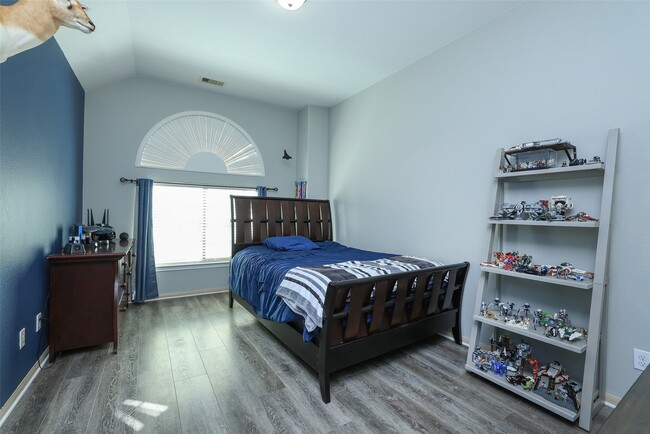 Building Photo - 20811 Noble Crusade Ct