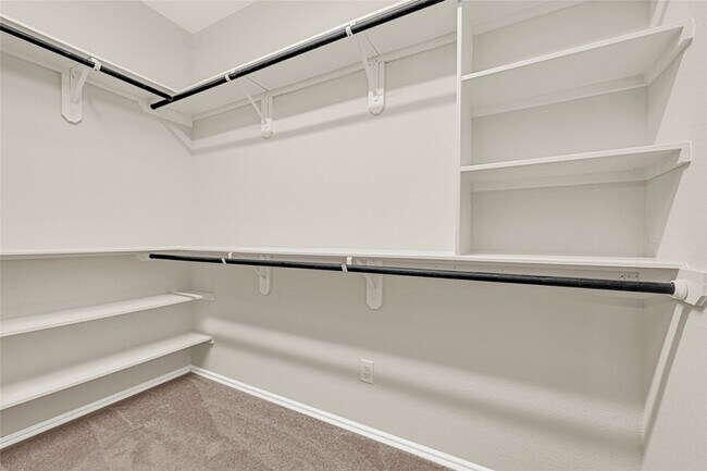 Building Photo - 1909 Monaco Memorial Ln