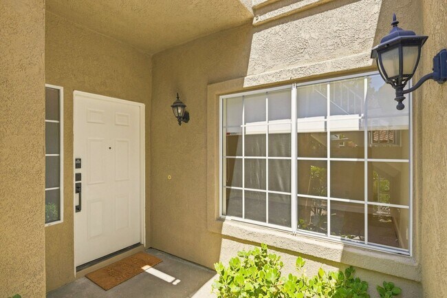 Building Photo - 3836 Creststone Pl