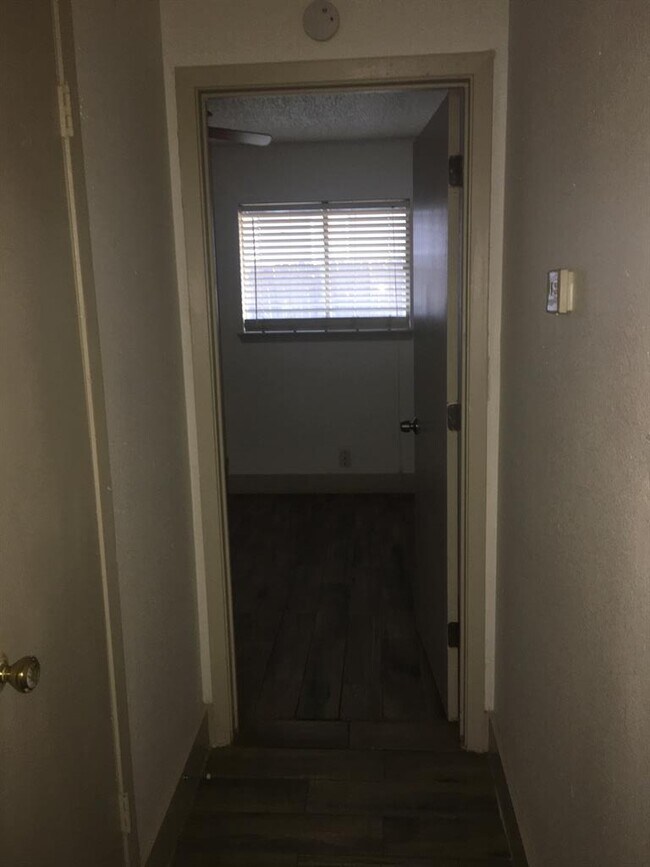 Building Photo - 5103 Purple Sage Dr