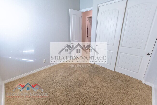 Building Photo - 20309 E Avenida Del Valle