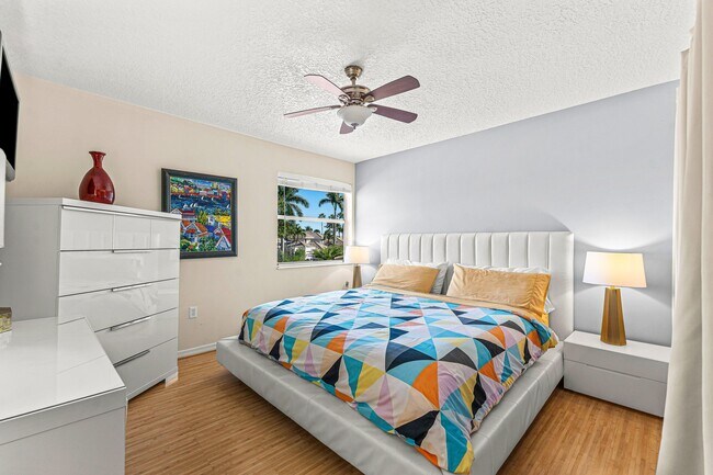 Building Photo - 5218 Windsor Parke Dr