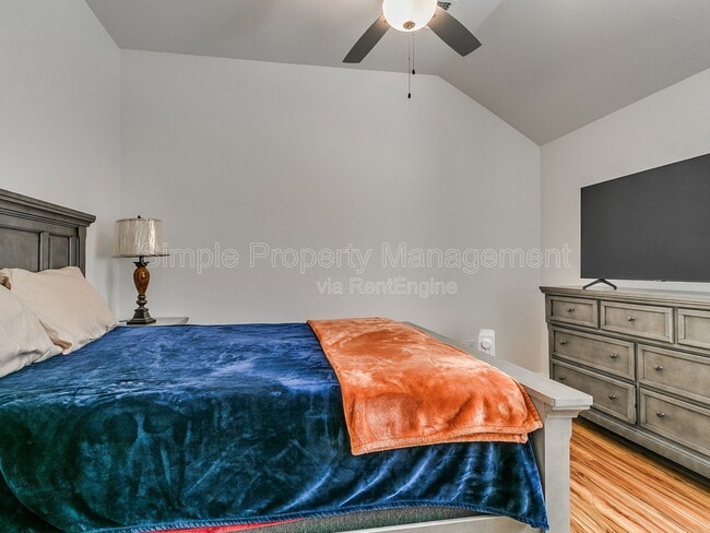 Building Photo - 18008 Jimenez Dr