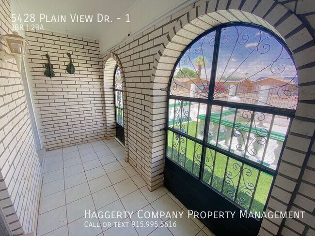 Building Photo - Northeast El Paso 3 Bed Refrig A/C