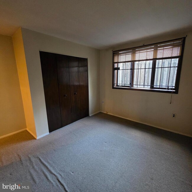 Building Photo - 740 Passyunk Ave