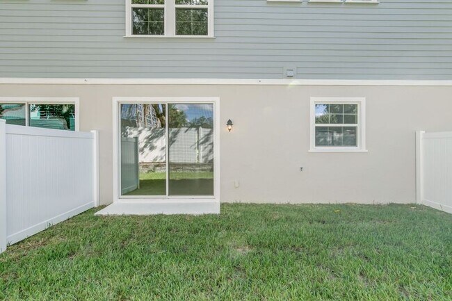 Building Photo - 924 Grand Wildmere Cove
