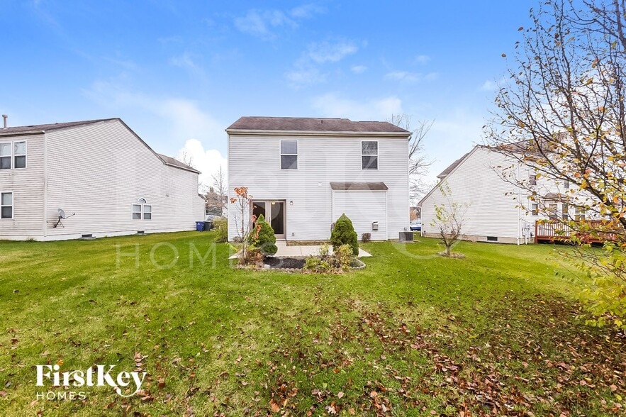 Building Photo - 3053 Kings Realm Ave