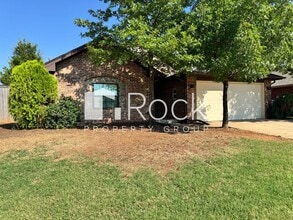 Building Photo - 3 Bed/2 Bath Edmond Home**AMAZING Location...