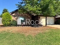 Building Photo - 3 Bed/2 Bath Edmond Home **AMAZING Location with All Appliances Included**