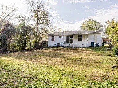 Building Photo - 46 Rosemoor Dr
