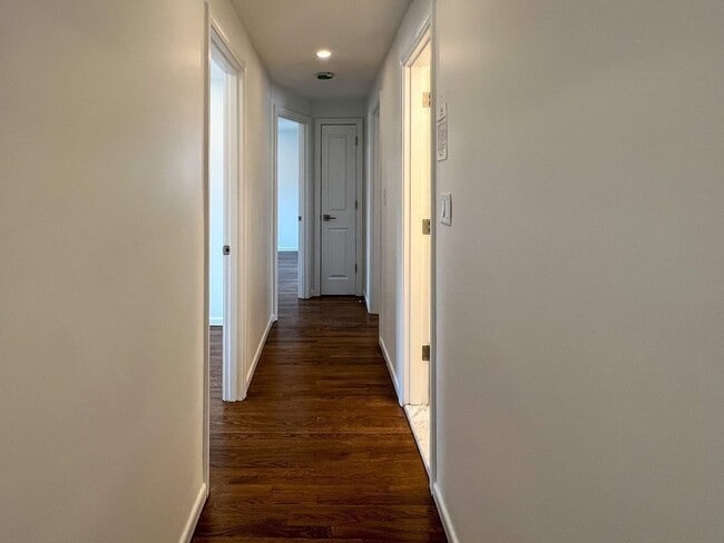 Building Photo - 22 Chandler St