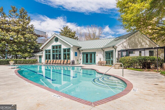 Building Photo - 2870 Pharr Ct S Northwest