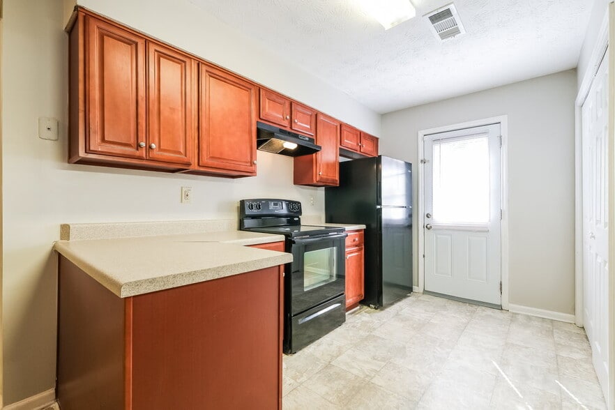 Building Photo - 318 Freeport Dr