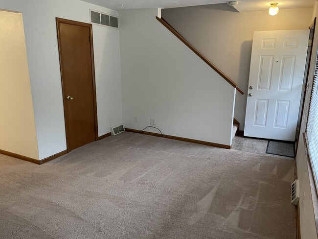 Living Room - 811 17th St