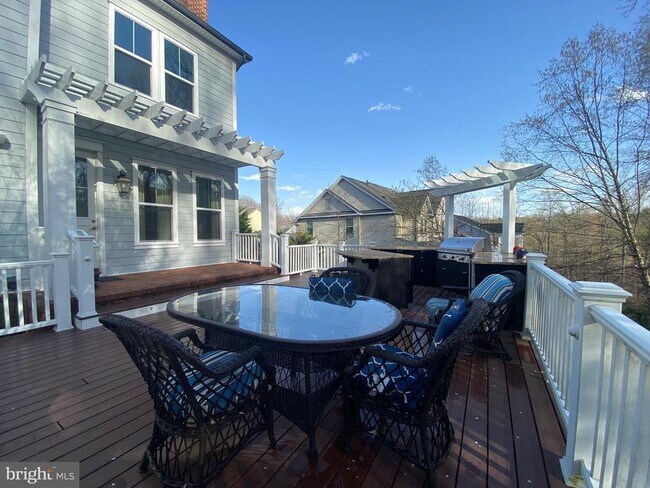 Building Photo - 2163 Potomac River Blvd