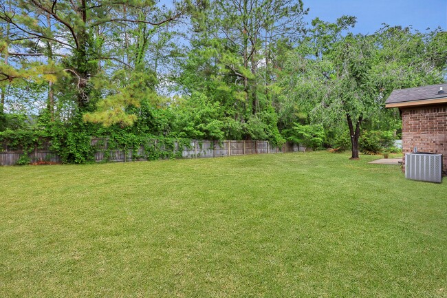 Building Photo - 110 Flat Shoal Ln