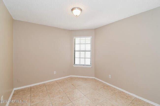 Building Photo - 2655 Supreme Ct