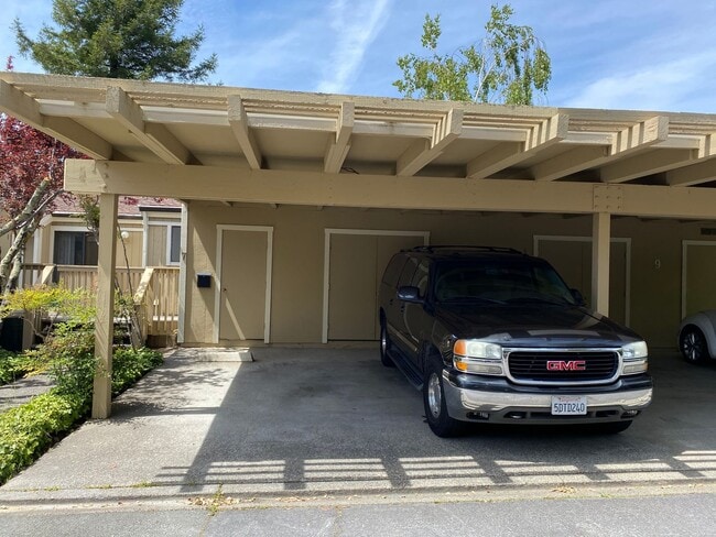 Building Photo - 7 Kilmer Ct