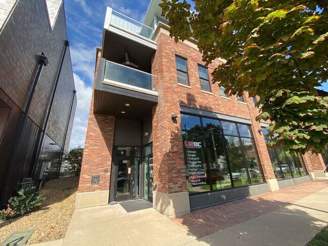 Primary Photo - $1,600 | 1 Bedroom, 1 Bathroom Condo | No ...