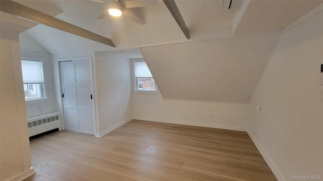 Building Photo - 50 Deepdale Dr