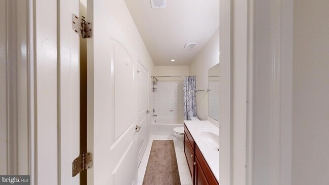Building Photo - 3041 Moore Ln