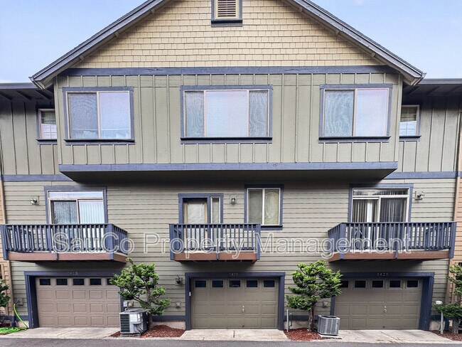 Building Photo - 1419 NE Lockheart Ln
