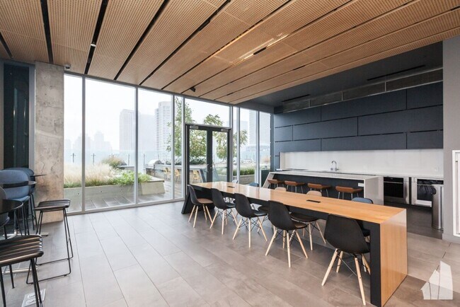 Building Photo - 330 W Grand Ave