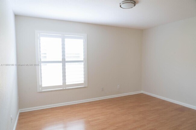Building Photo - 3547 SW 175th Ave