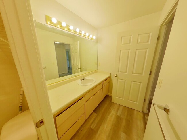 Building Photo - 1990 N 10th St