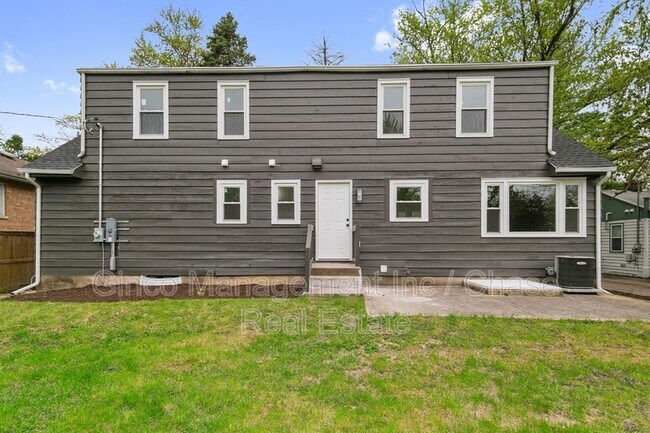 Primary Photo - 4737 Belmont Rd