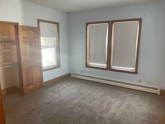 Building Photo - 21 Court St