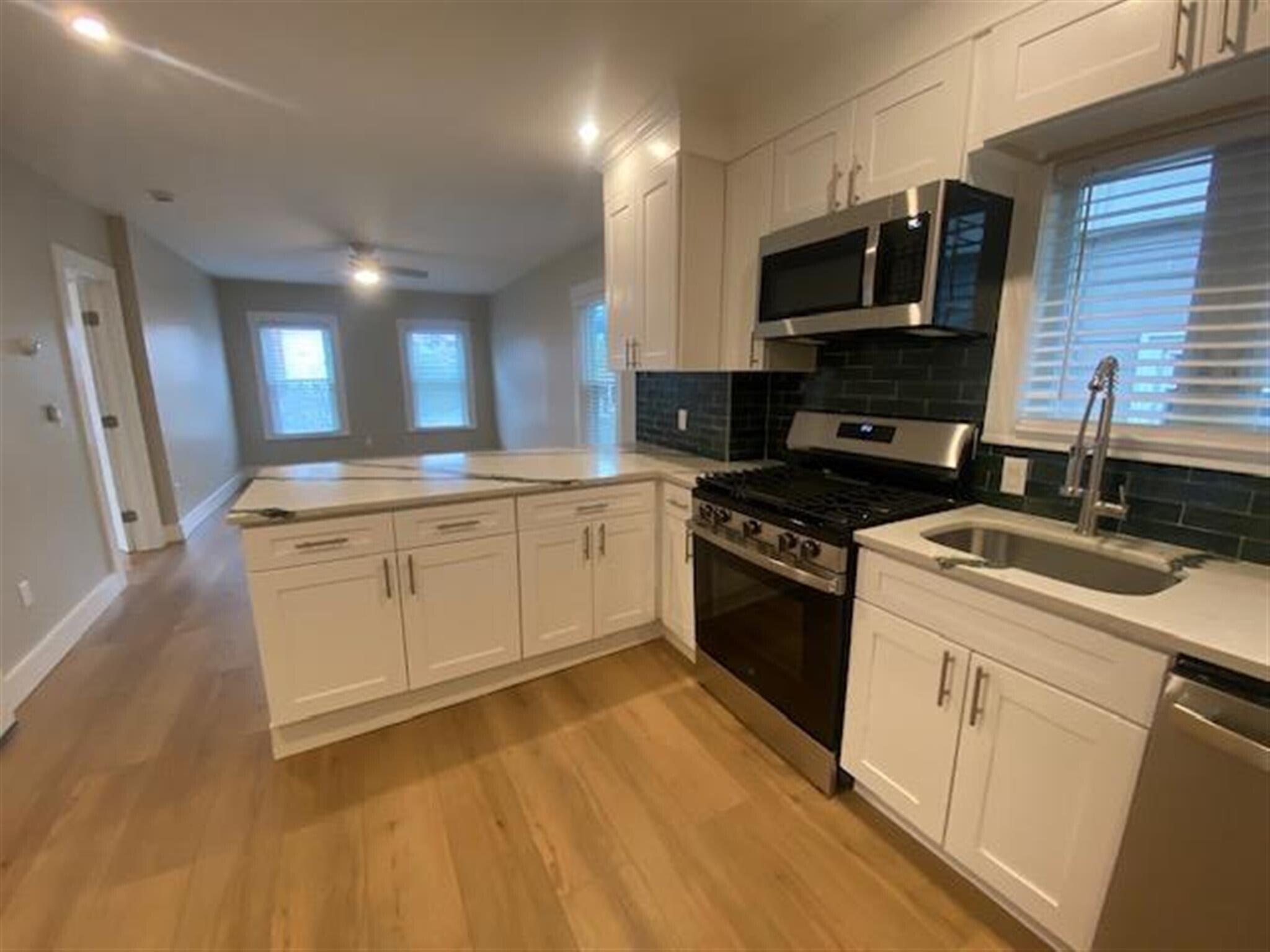 Building Photo - 67 Newbern Ave