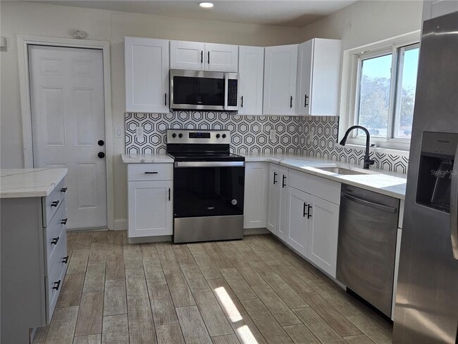 Building Photo - 9629 Morehead Ln