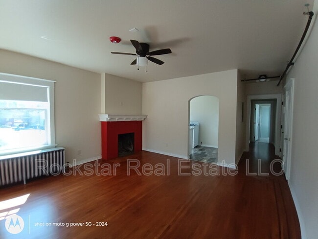 Building Photo - 814 S Lincoln St