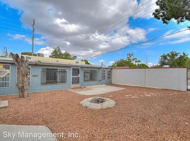 Building Photo - 3 br, 2 bath House - 1400 Buena Vista Dr SE