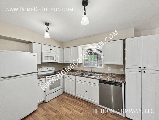 Building Photo - 3740 S Jessica Ave