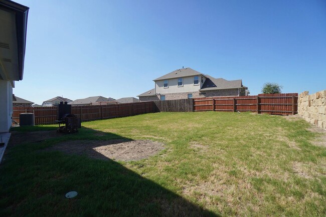 Building Photo - 16716 Casa Anna Dr.