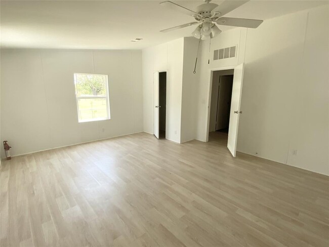 Building Photo - 2740 Citation Dr