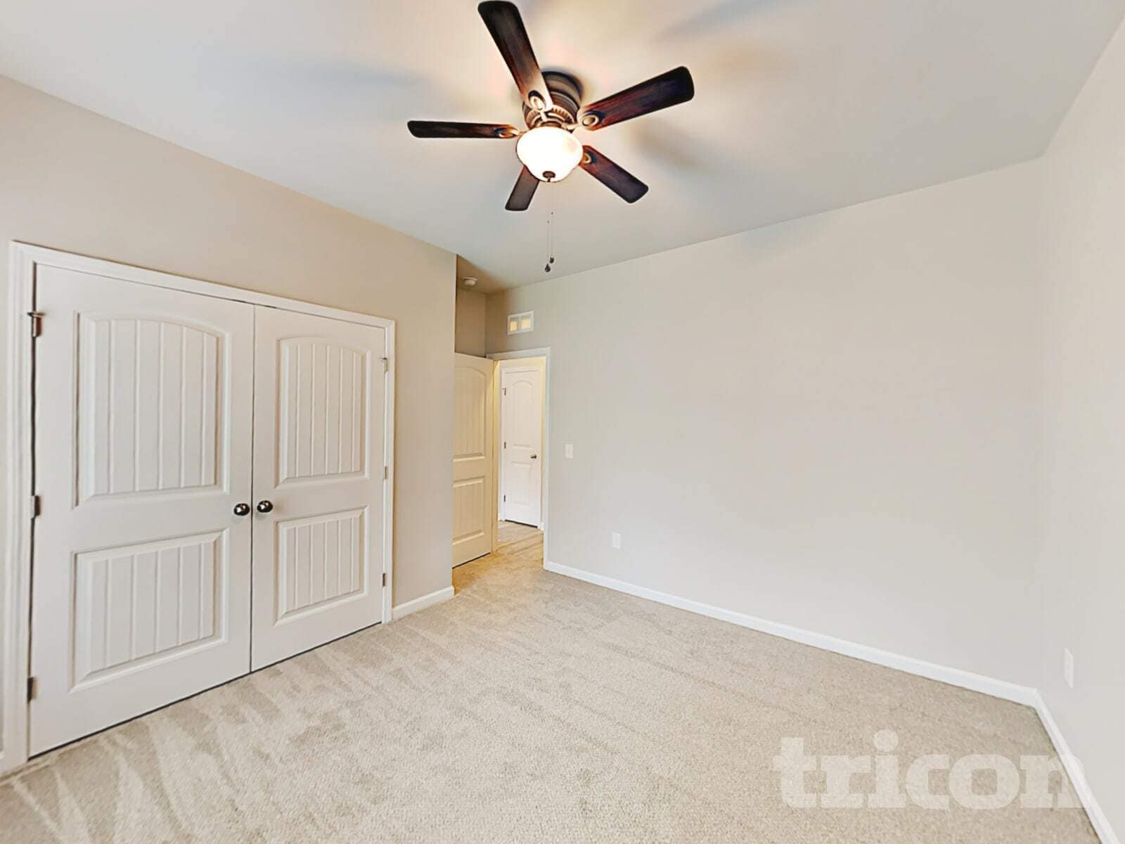 Building Photo - 156 Lakemont Dr